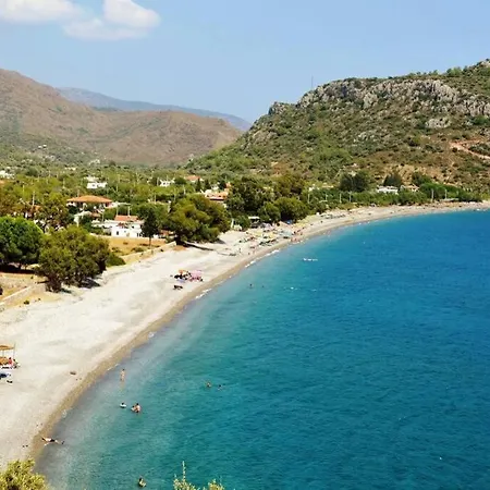 Feriehus / Knidos. Everything That You Need...