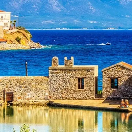 Feriehus / Knidos. Everything That You Need...